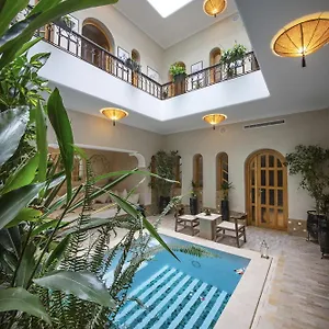riad-wazani-topaze-spa.marrakeshhotelsmorocco.com/