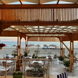 hotel-kamomil.albaniahotels.org/